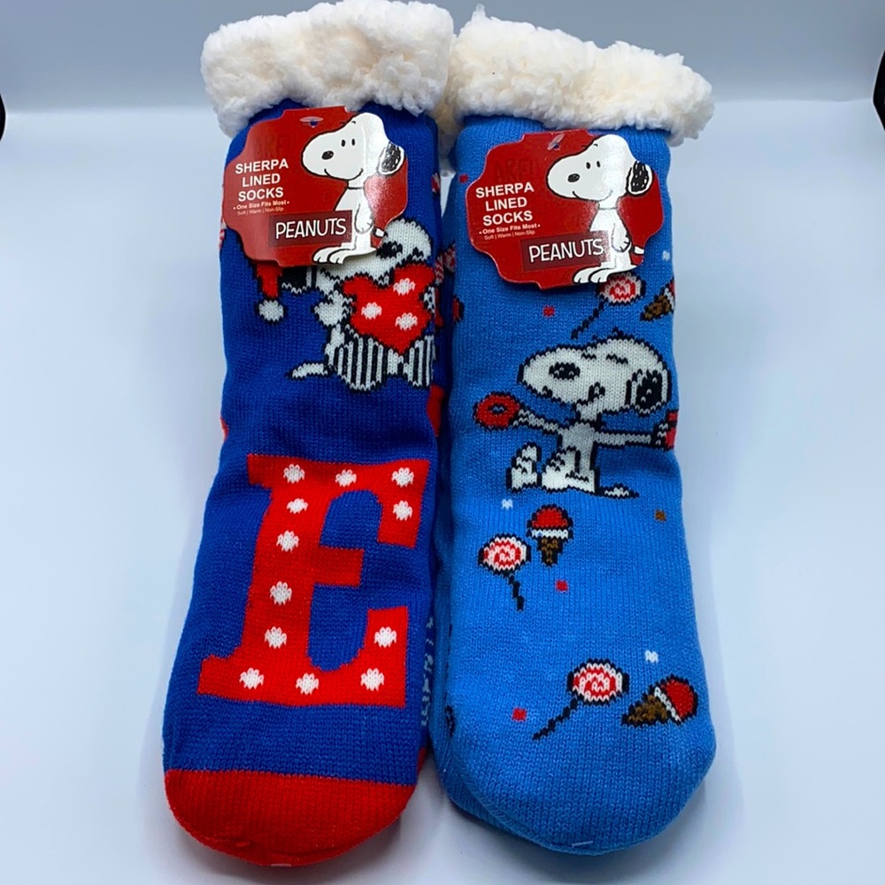 2 Pairs of Character Sherpa Socks - Picture 1 of 2
